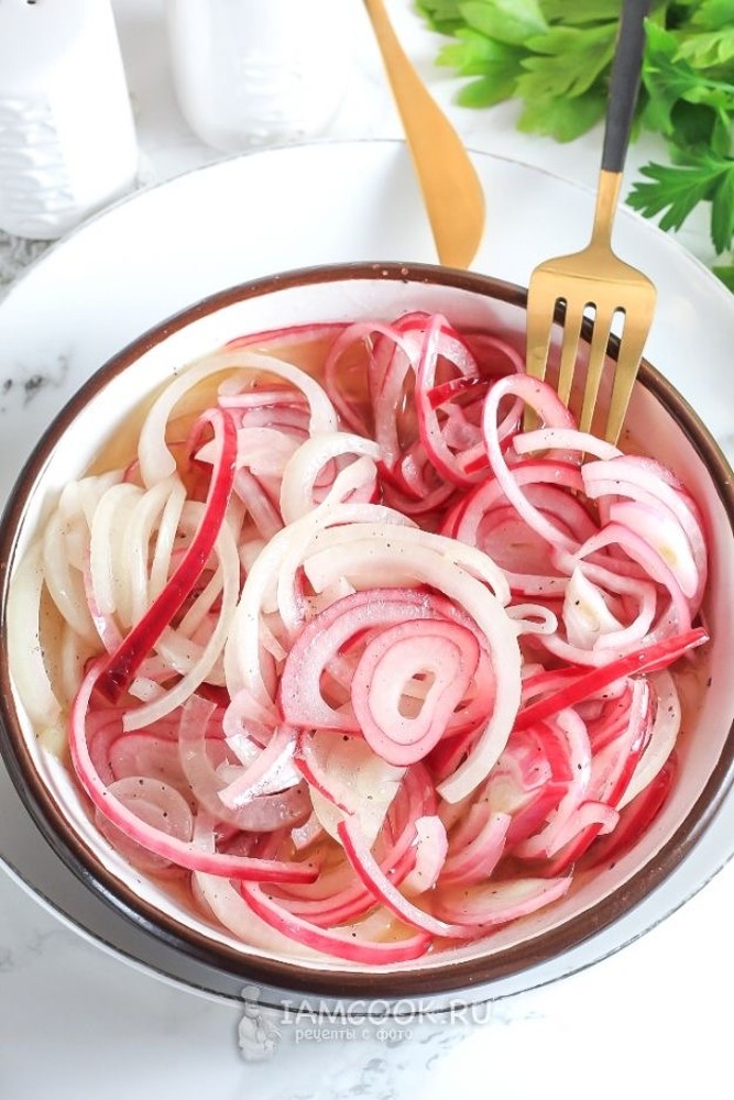 Цибуля маринована 50г.