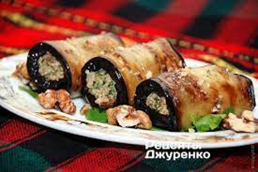 Рулетики з баклажанів з горіховою пастою