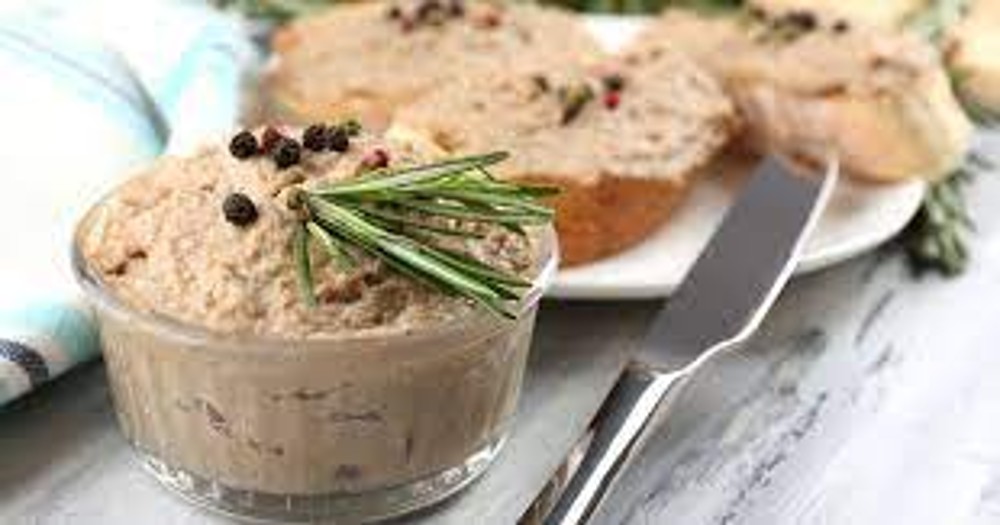 Курячий паштет з грінками