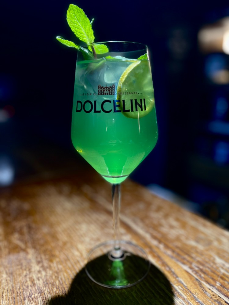 Tropical Bianca