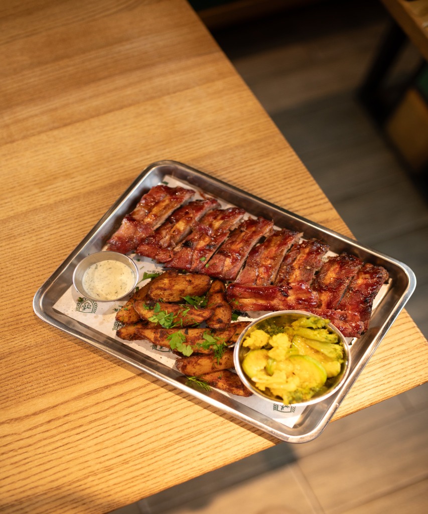 Ребра у вишневому BBQ