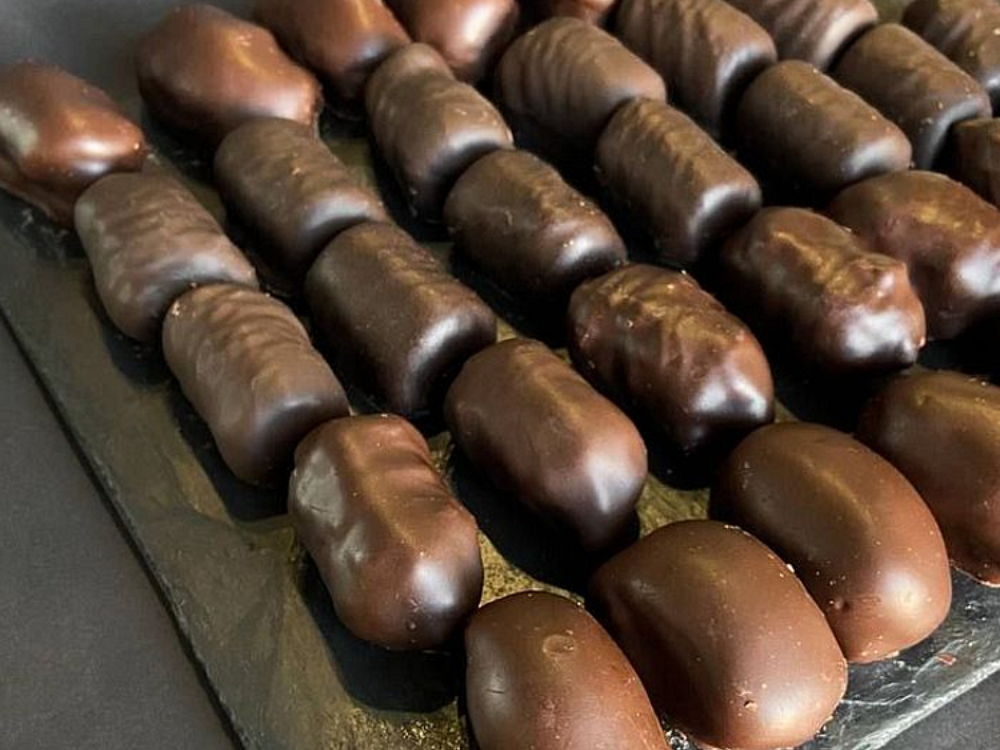 Шоколадні цукерки з сухофруктами