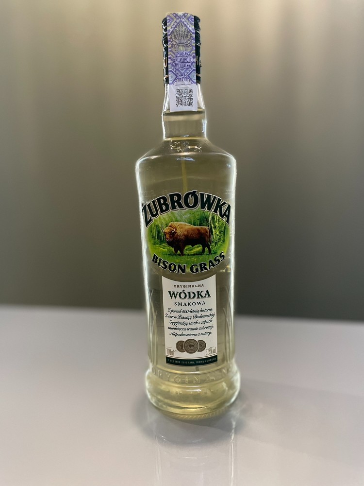 Алкогольний напій Zubrovka Bison Grass 37,5% 0,5л