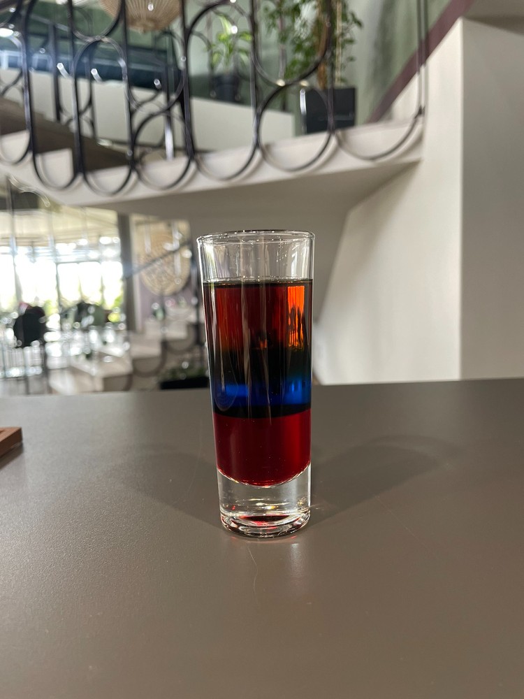 Чорна орхідея