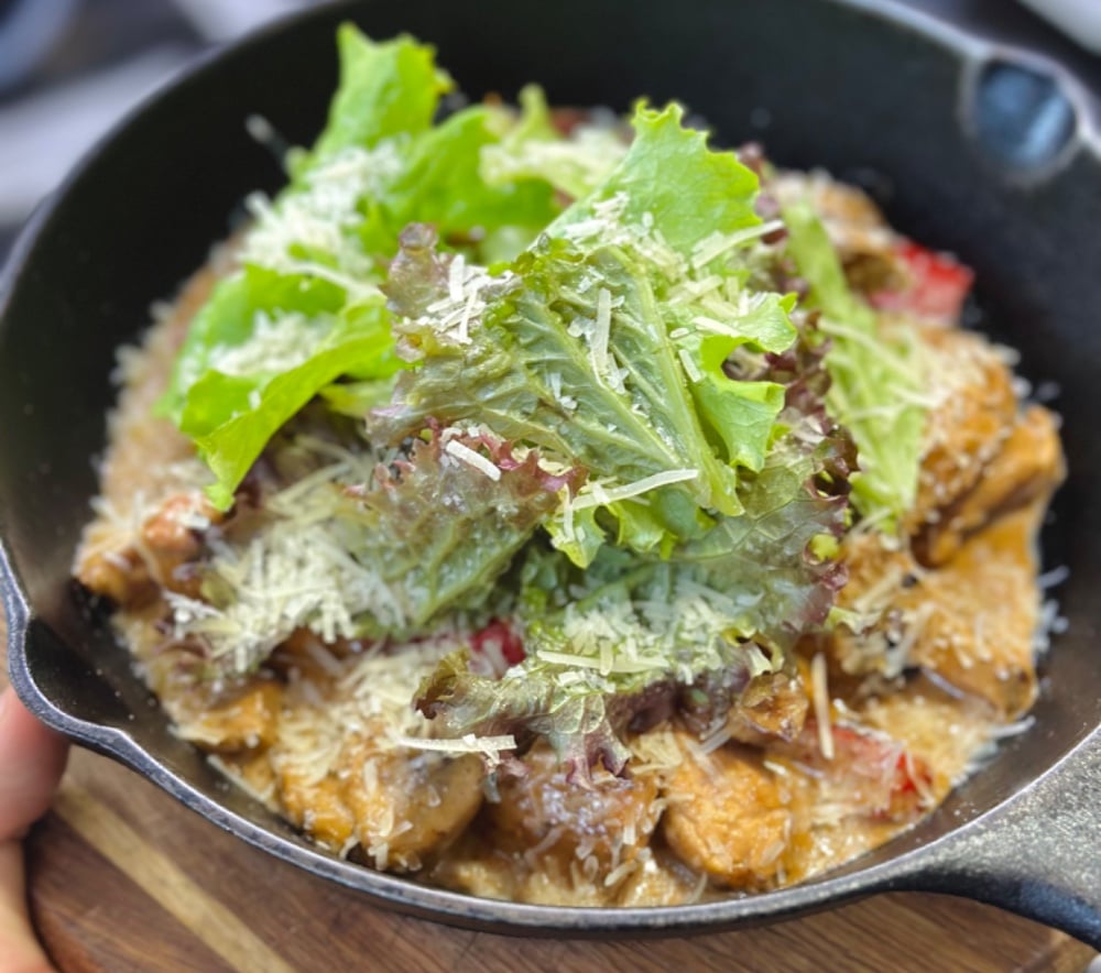 Курка тушена з овочами