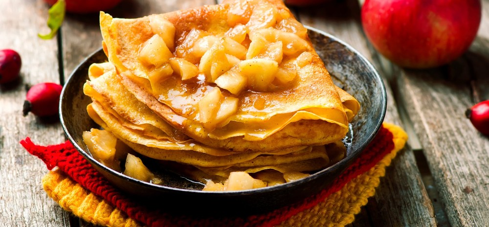 Млинці з хурмою та яблуком (пісні)