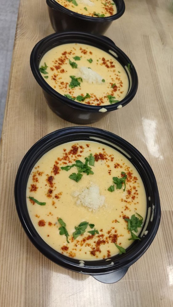 Суп томатний