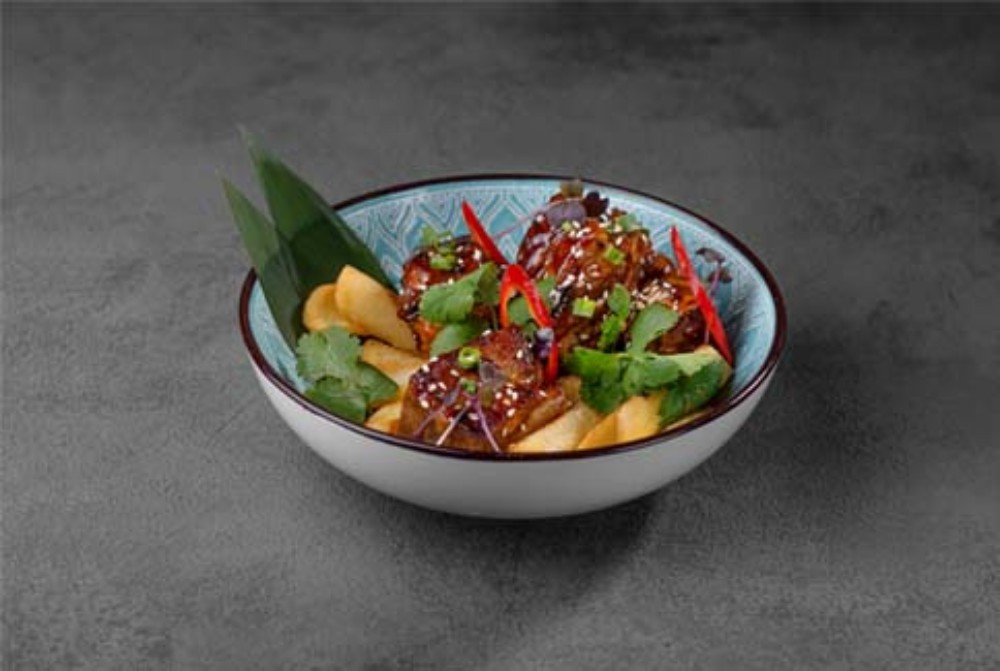 Ребро по-тайські WOK з картопляними діпами
