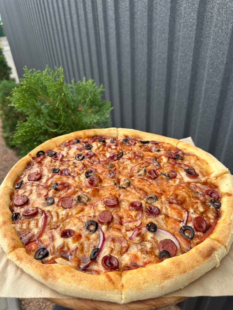 Піца Бурбон