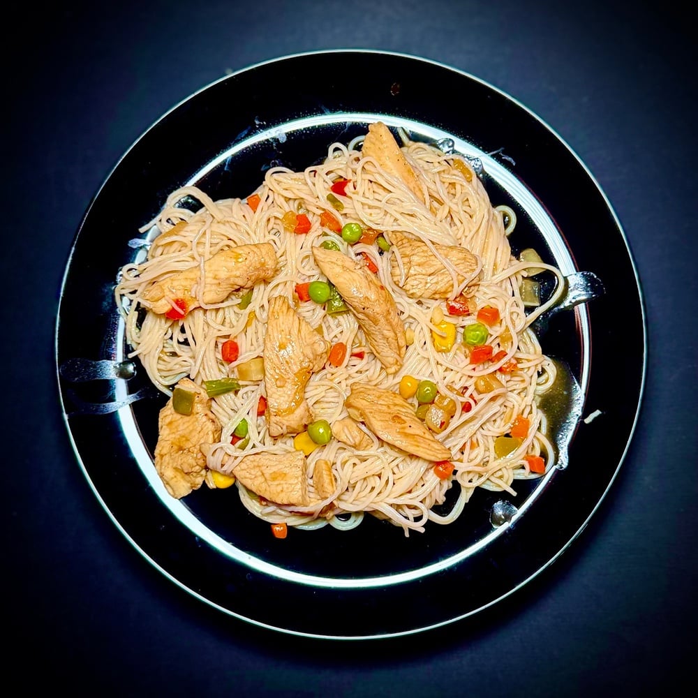 Фунчоза з куркою та овочами  310г