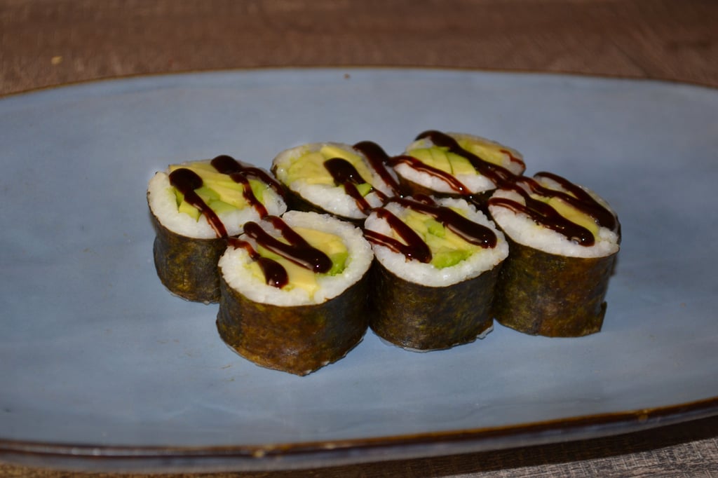 Макі авокадо