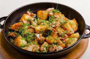 Горяча сковорідка з куркою 300г