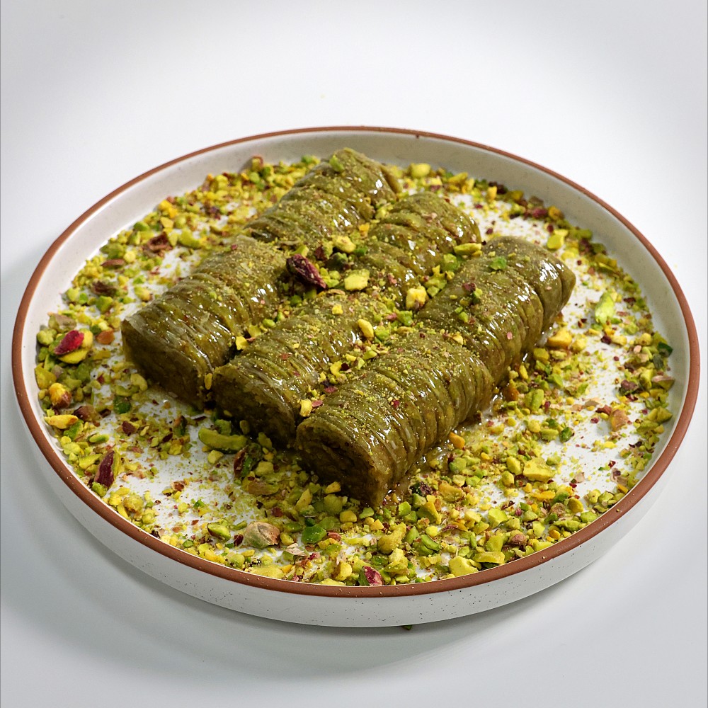 Пахлава "Фистик Бурма"(Baklava "Fıstıklı Burma")