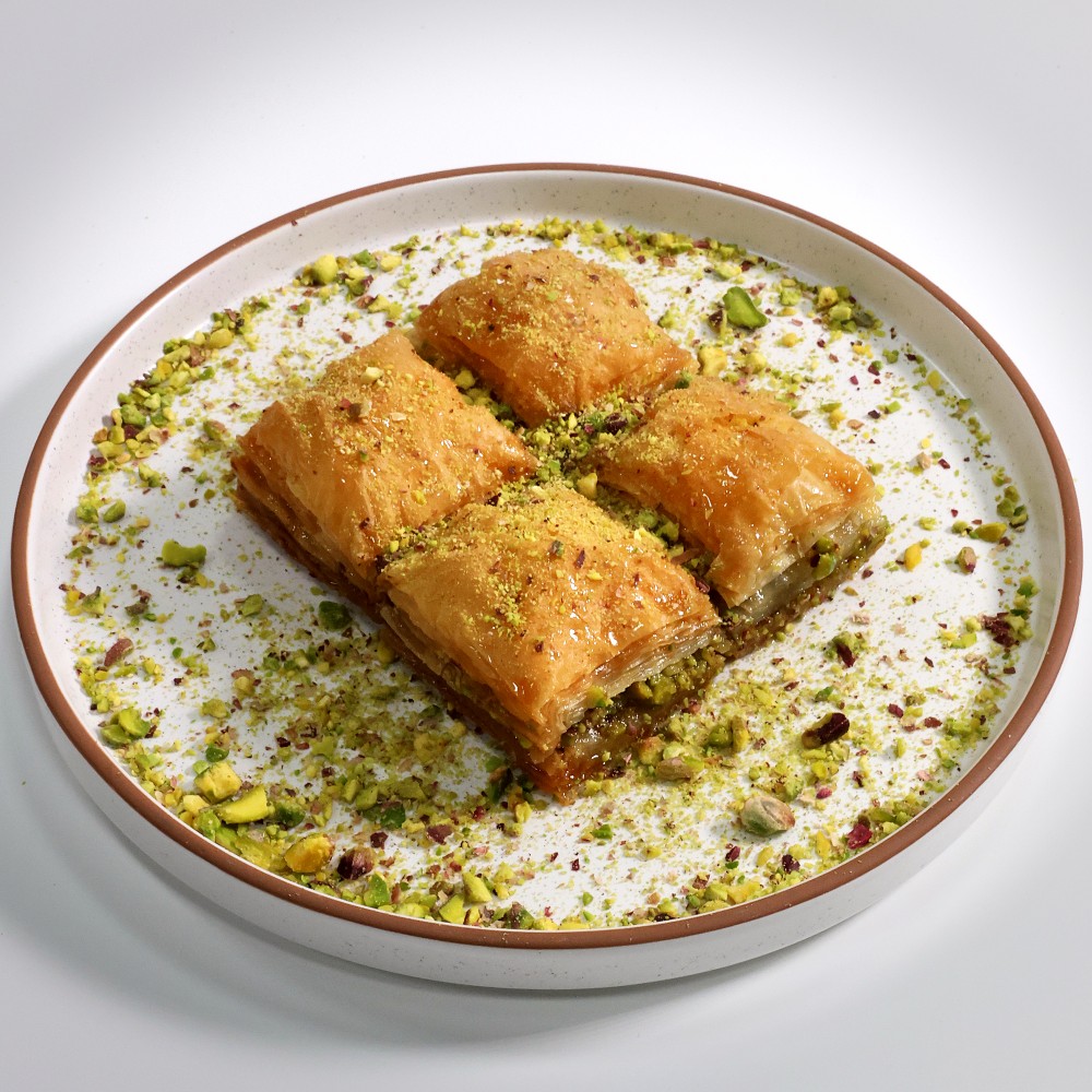 Пахлава класична з фісташкою(Fıstıklı klasik baklava)