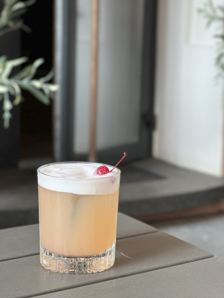 Коктейль Amaretto Sour