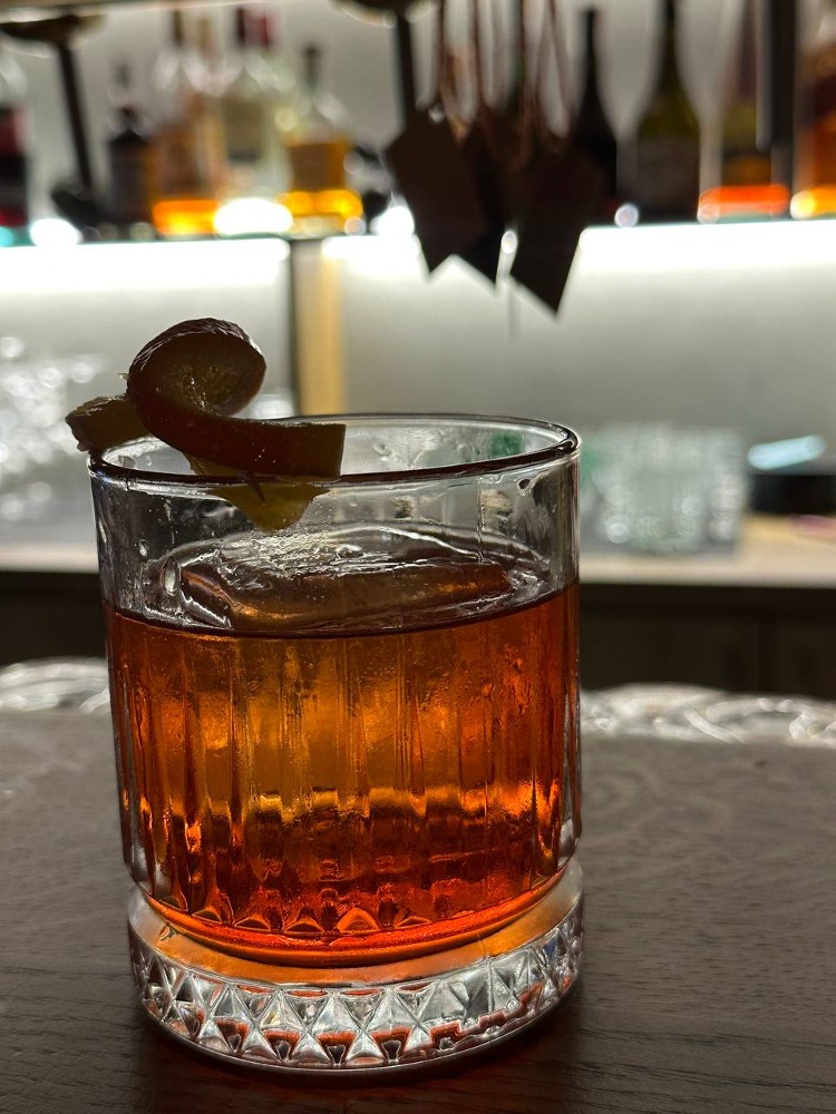 Коктейль Negroni Spritz