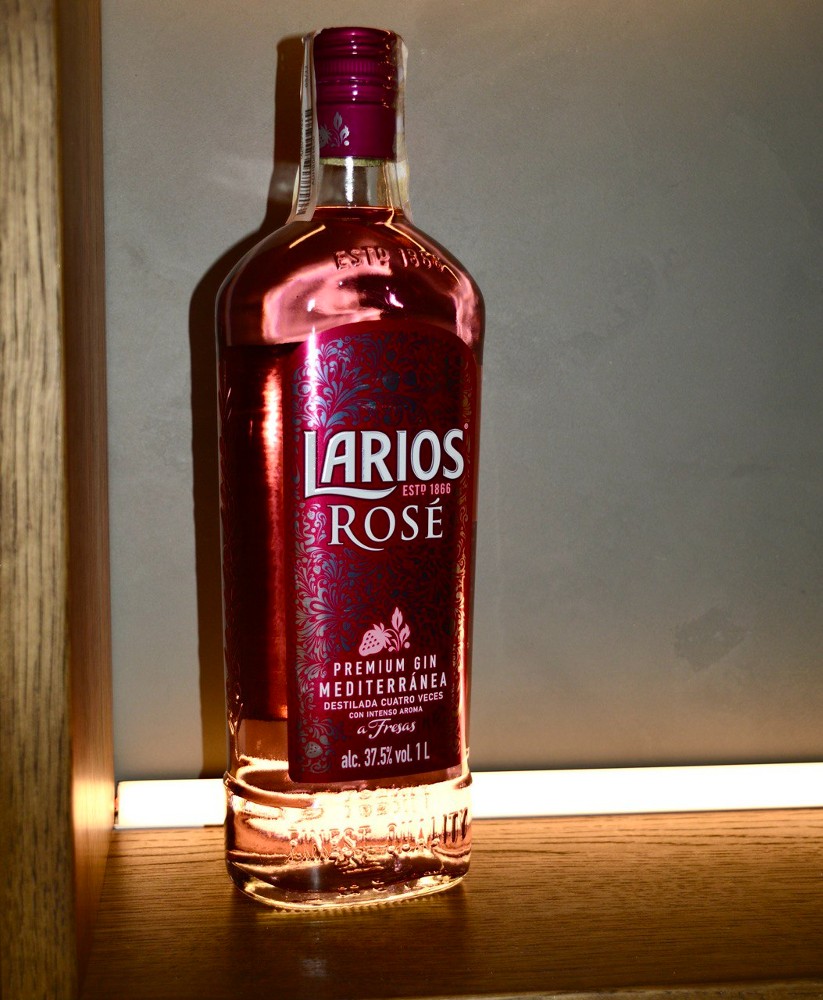 Джин Larios Rose 50 мл
