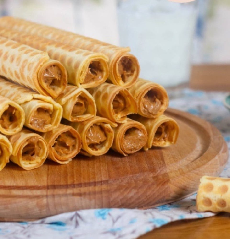 Трубочка зі згущеним молоком