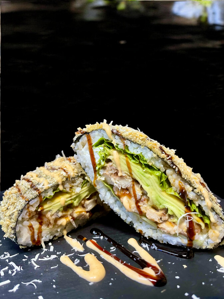 Суші-бургер з вугрем 