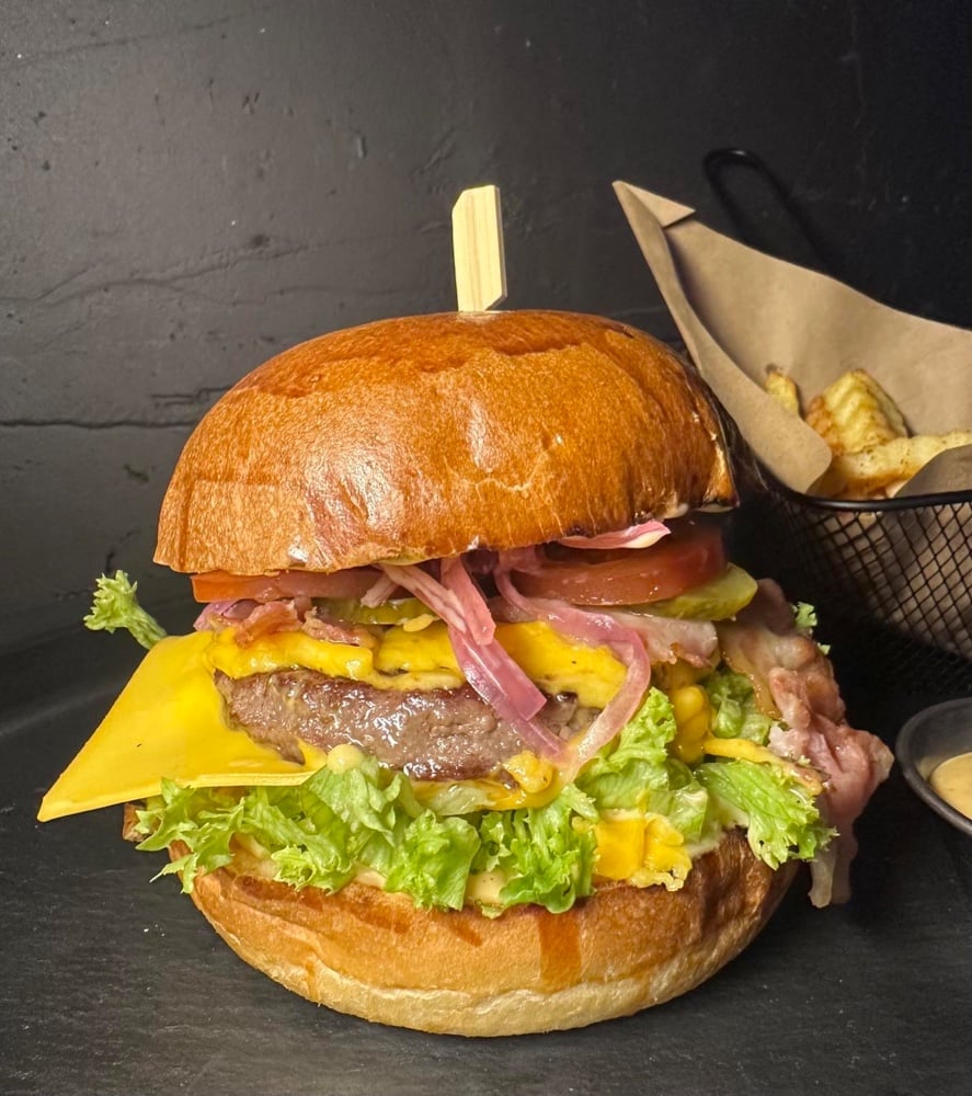 Бургер + фрі