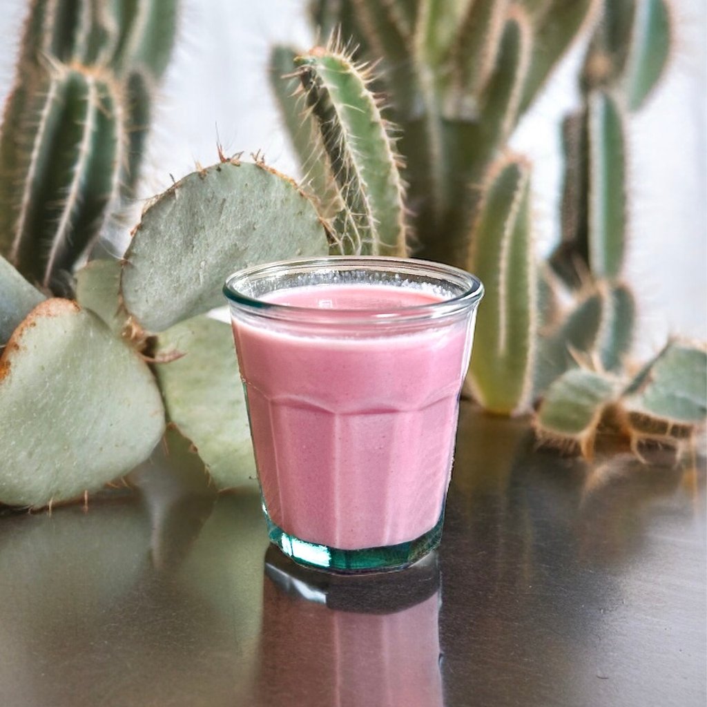 Рожевий гарячий шоколад Beet & Berry