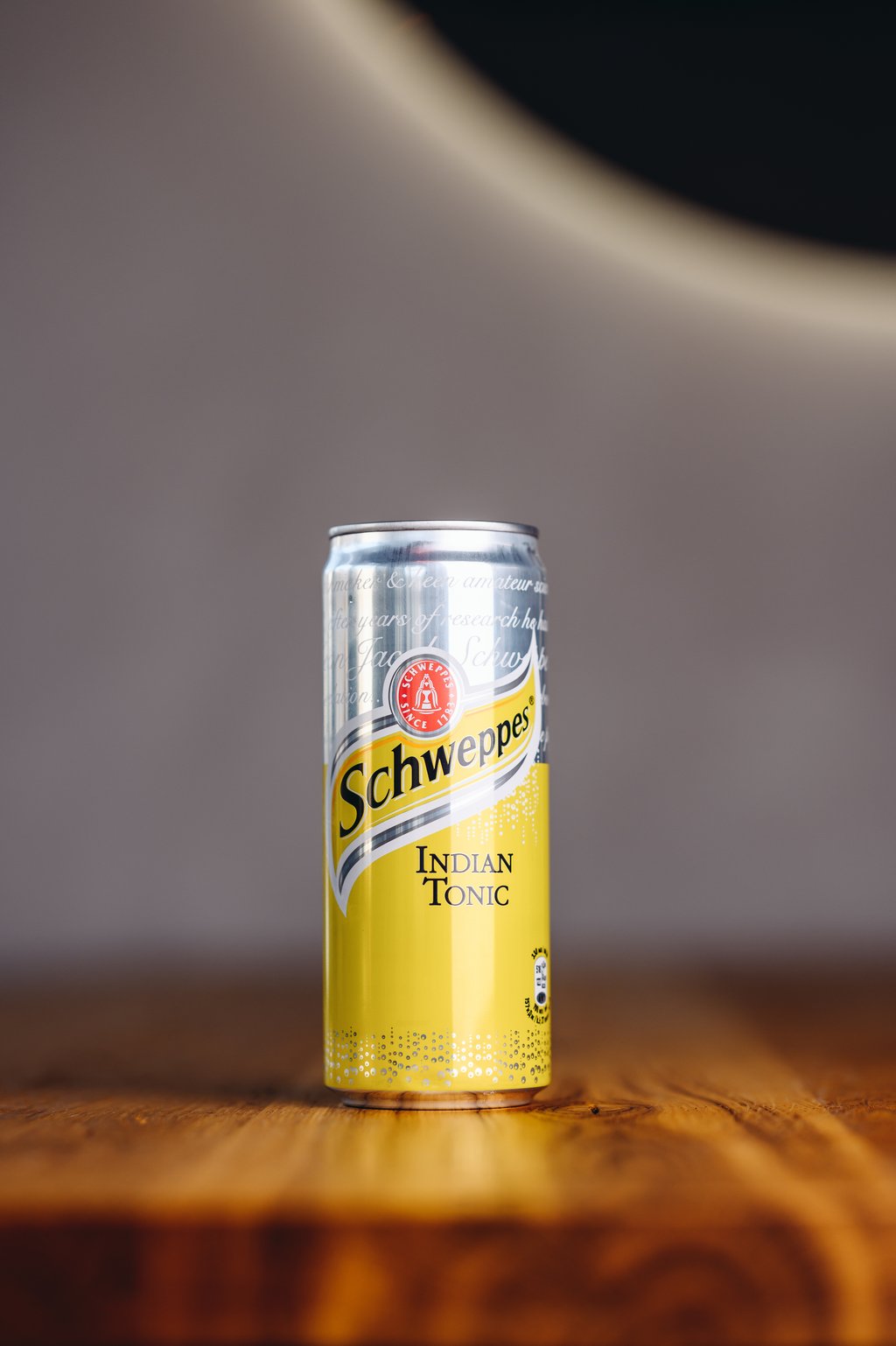 Тонік Schweppes 