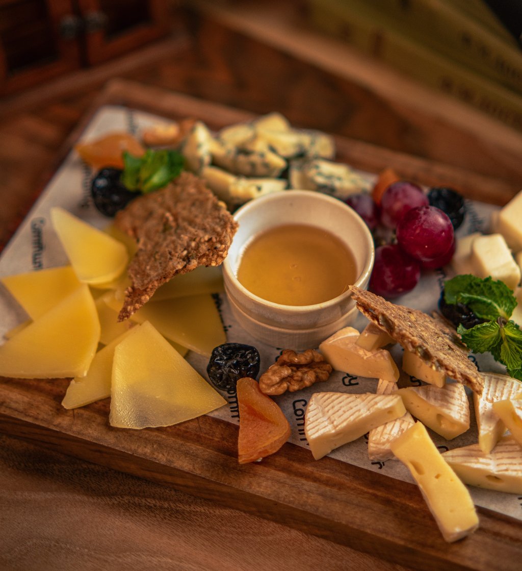 Плато сырное / Cheese Plate