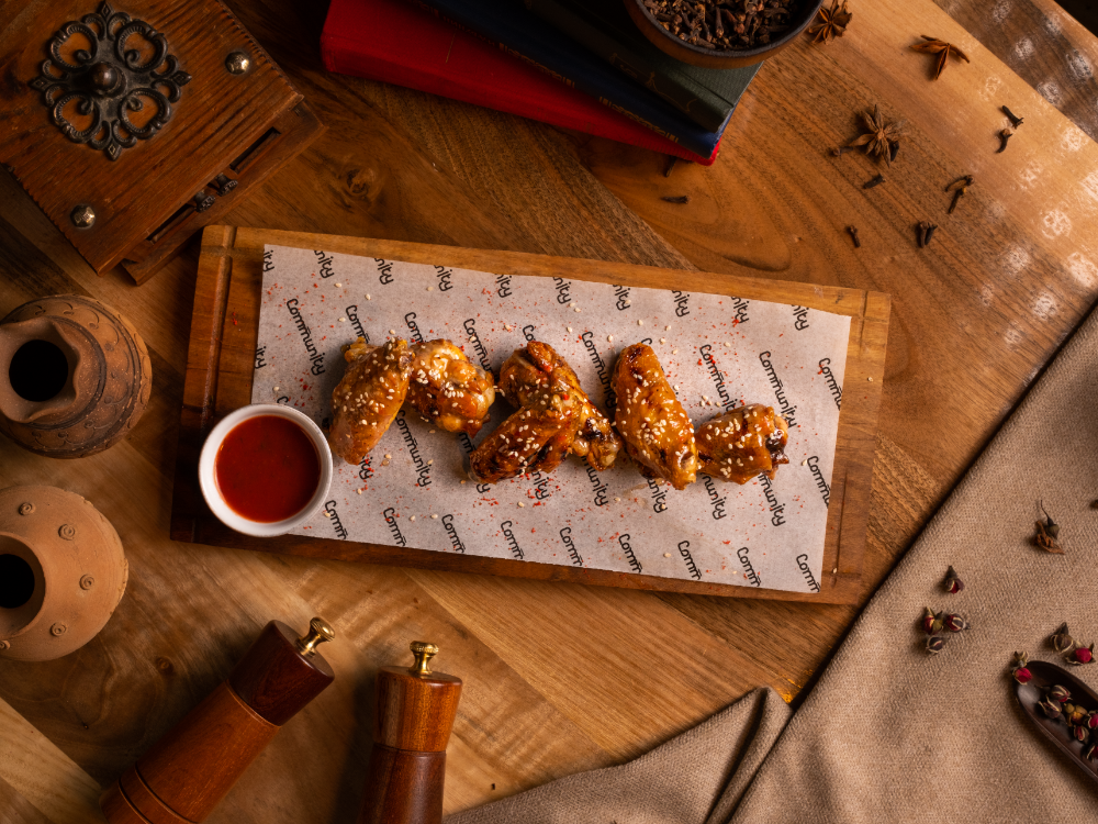 Крылышки на мангале с кисло сладким соусом / Grilled wings with sweet and sour sauce