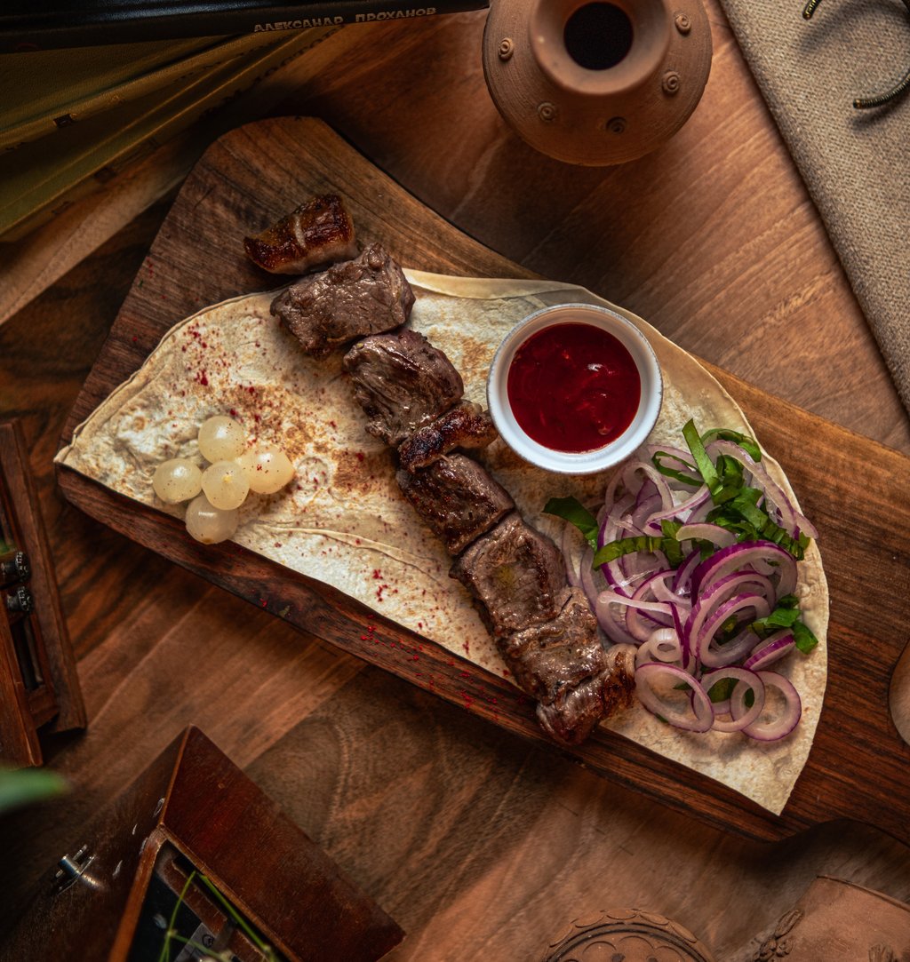 Шашлык из говядины / Beef Skewers