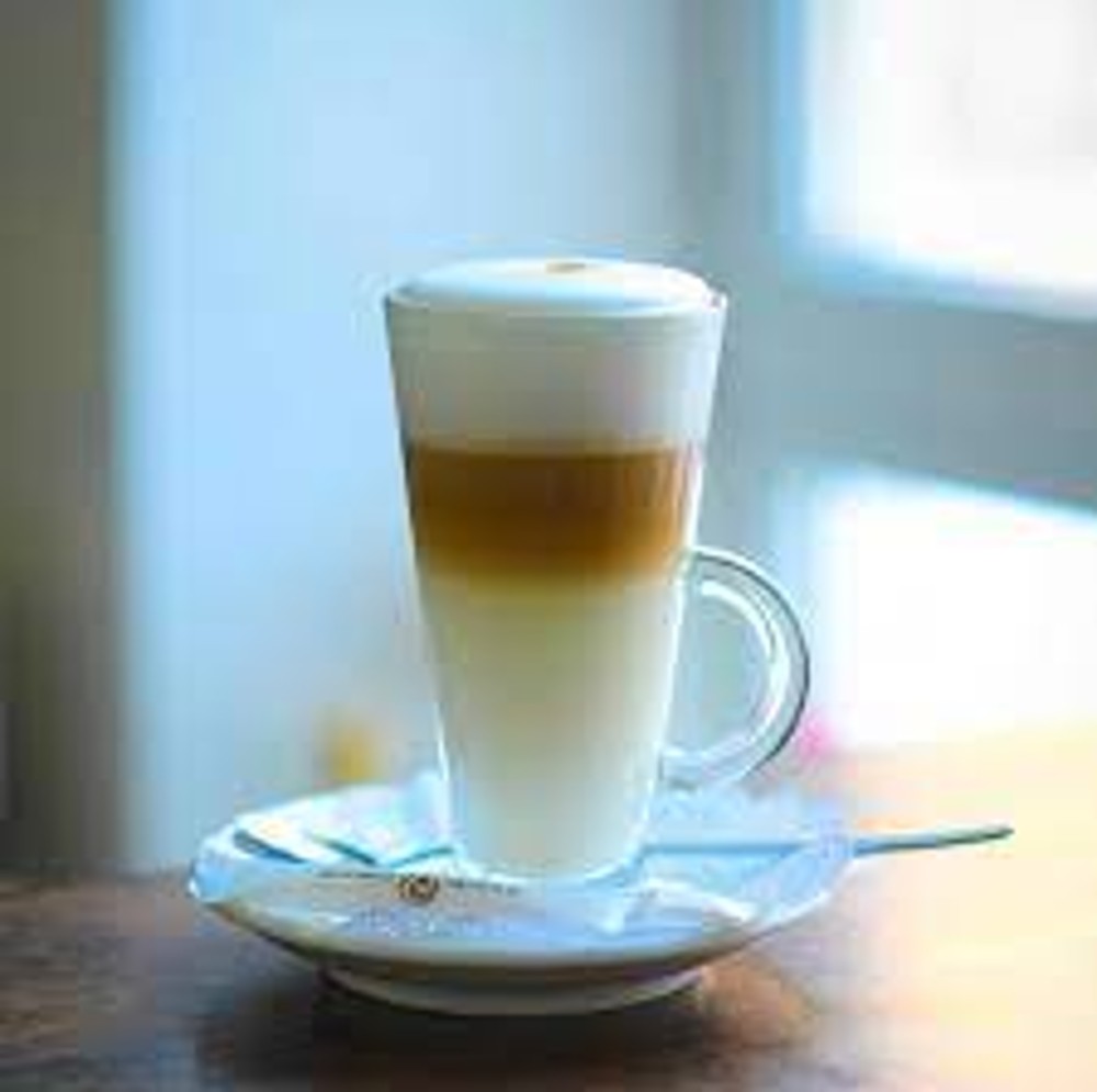 Лате на звичайному молоці