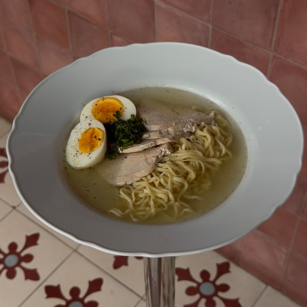 Chicken broth d