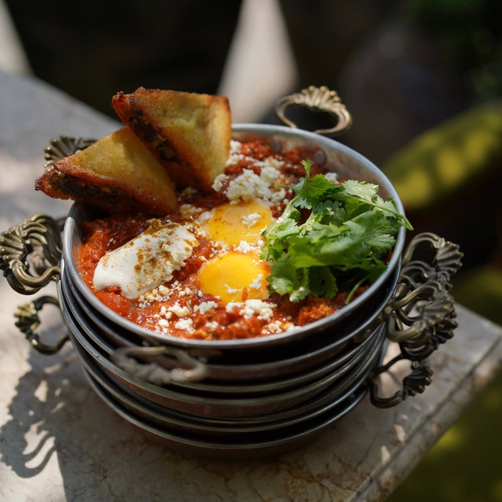 Shakshuka triangle with minced beef 