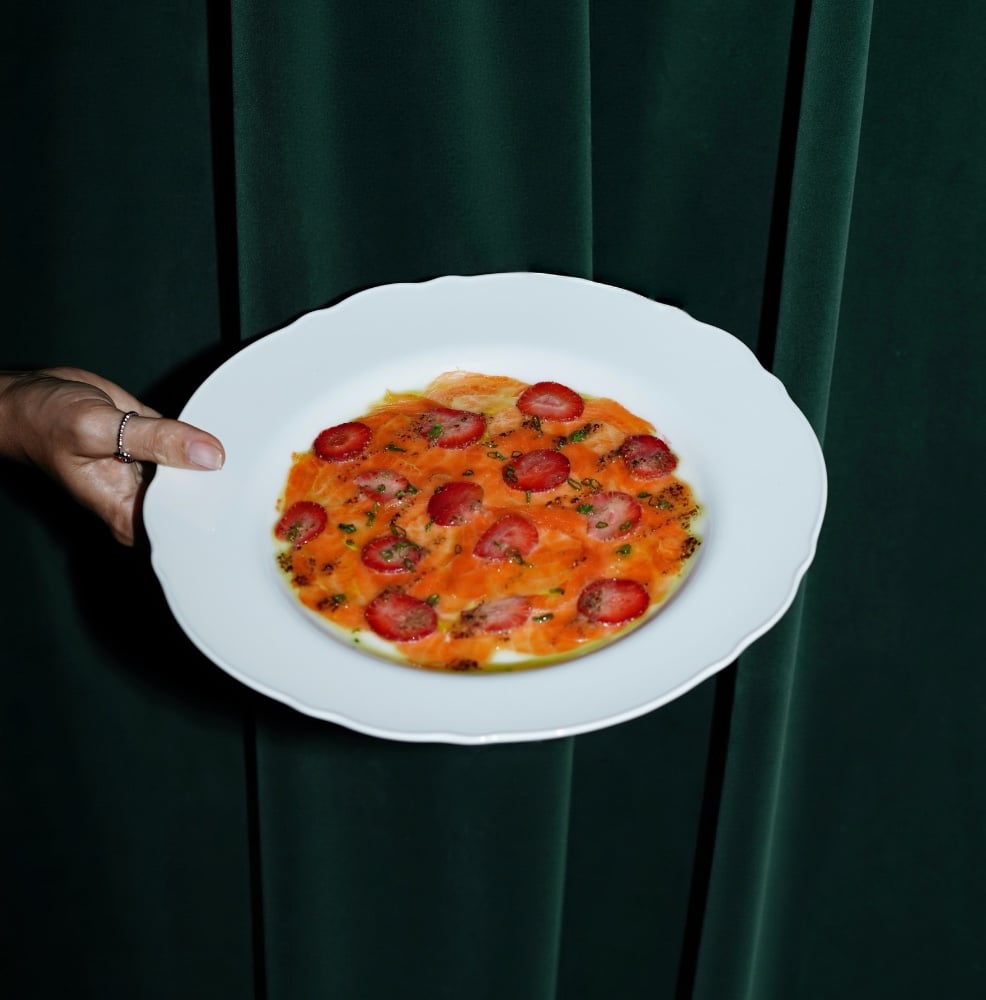 Salmon strawberry carpaccio d