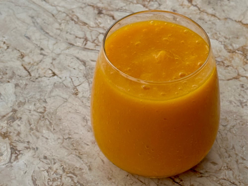 Mango juice b
