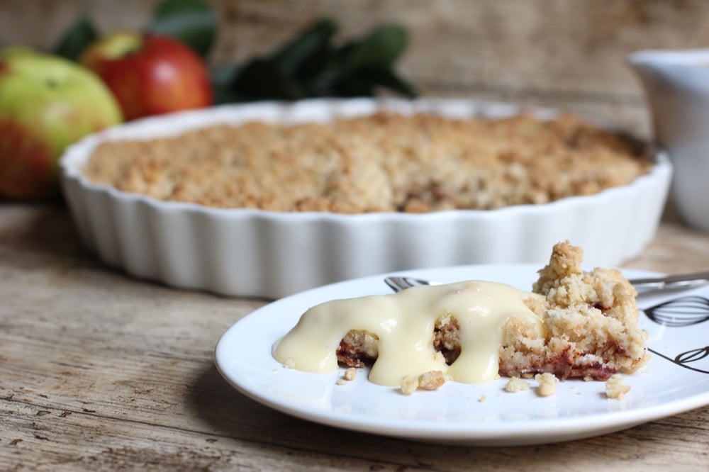 Swedish Crumb Pie with Apples and Vanilla Sauce