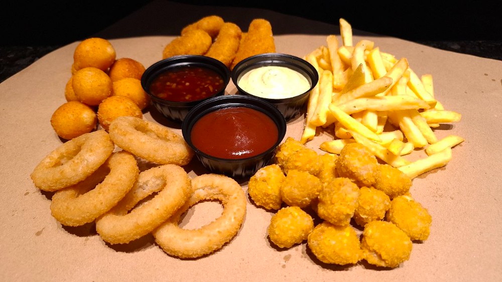 Снек-бокс маленький.