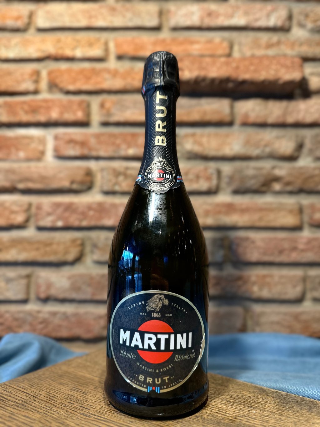 ასტი მარტინი ბრუტი / Asti Martini