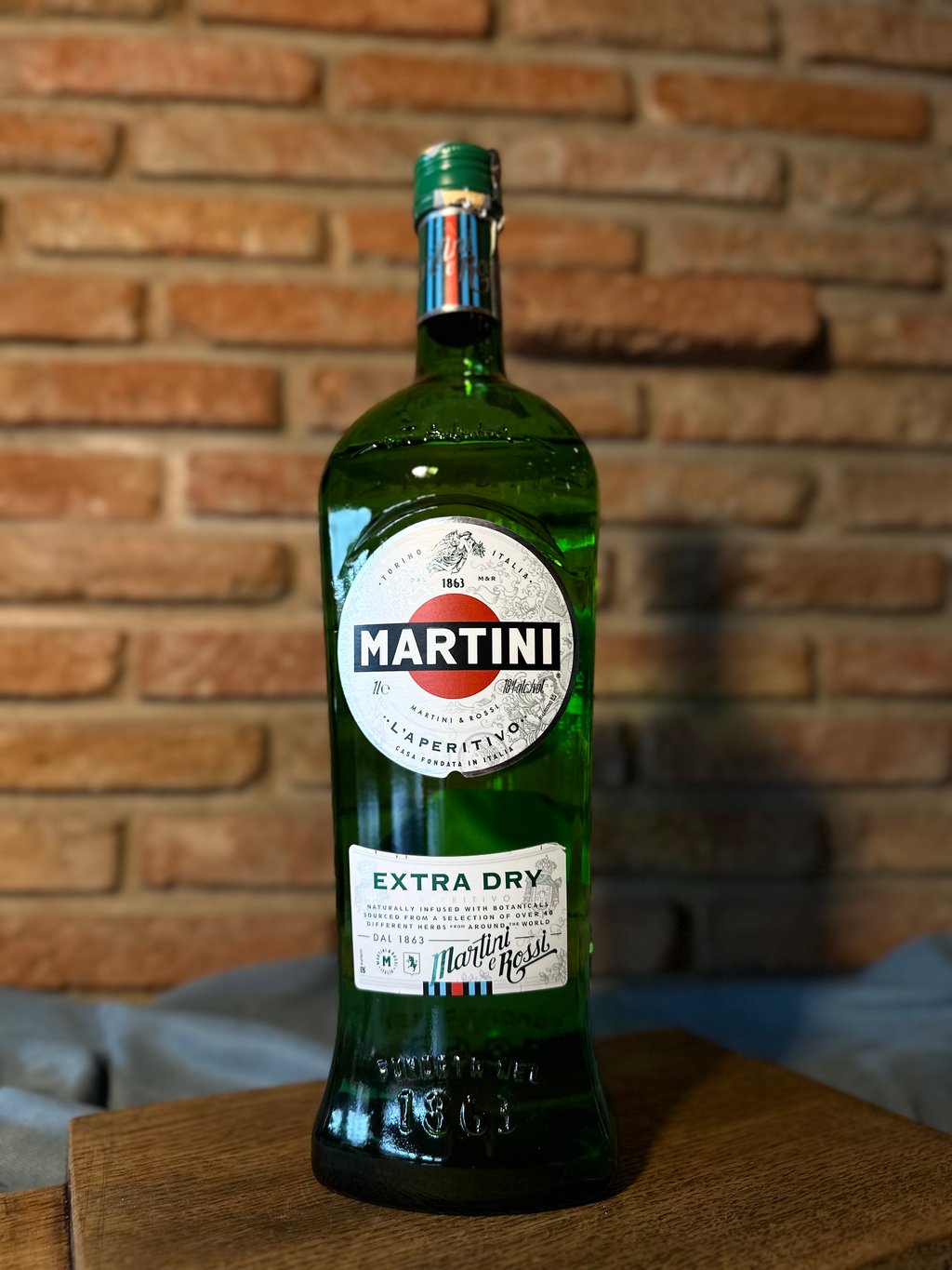 მარტინი "ექსტრა დრაი"-ჭიქა / Martini Extra Dry glass