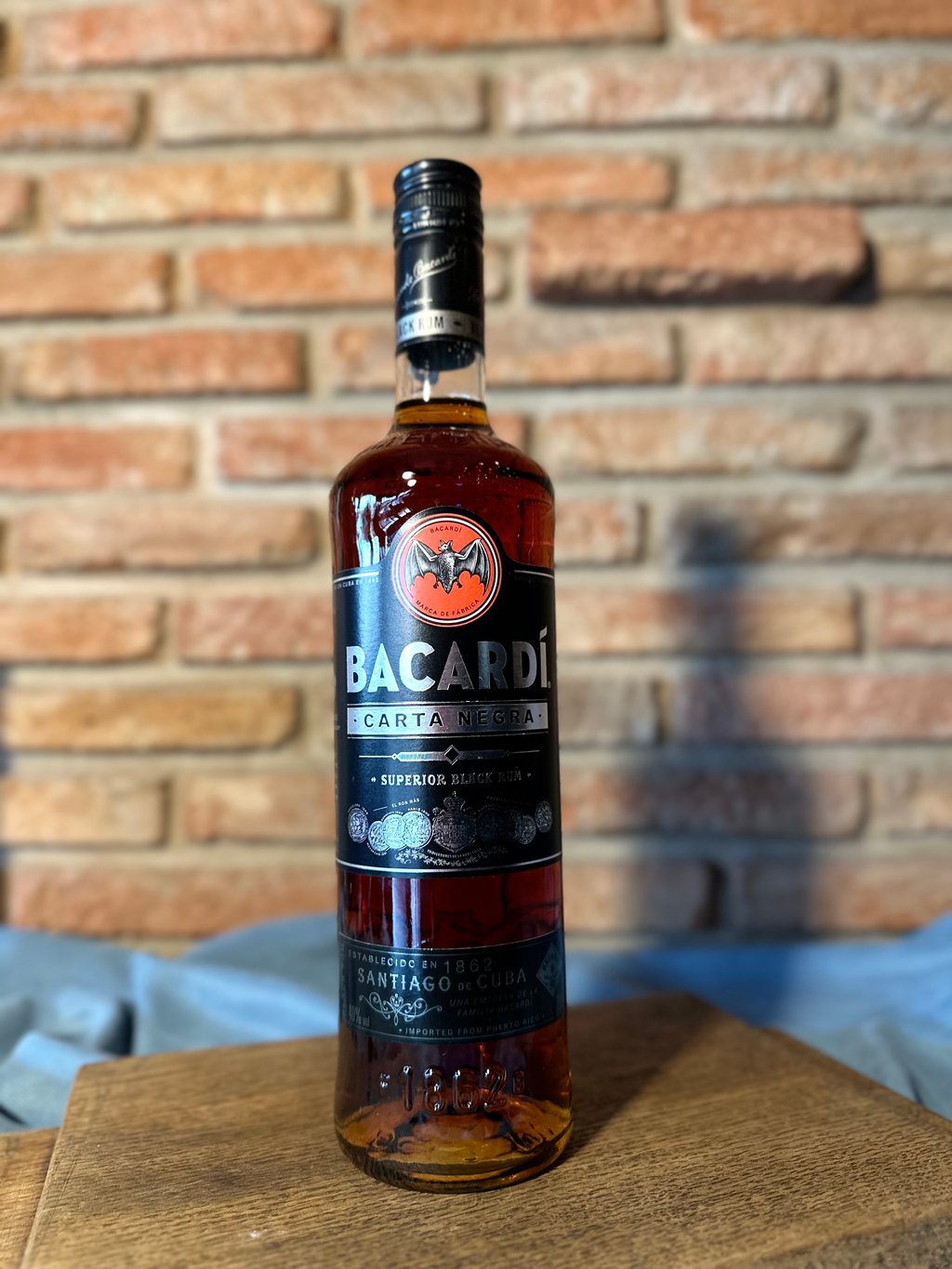 რომი "კარტა ნეგრა"-ჭიქა / Bacardi Carta Negra glass