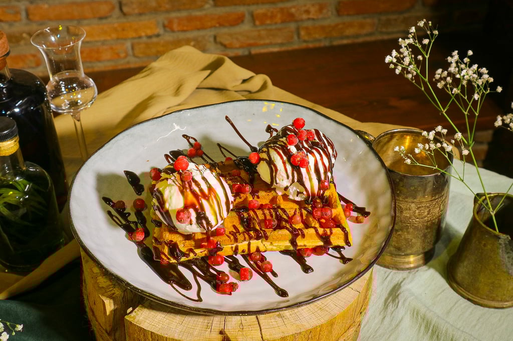 ბელგიური ვაფლი კენკრით / Belgian Waffles Ⓥ