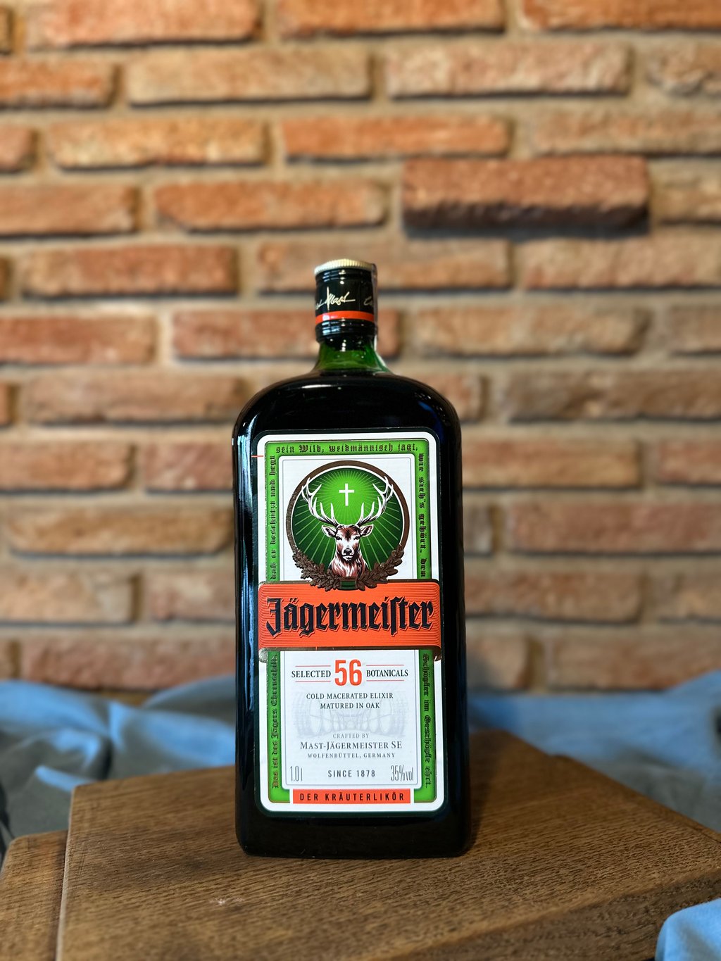 ლიქიორი "იაგერ მაისტერი"-ჭიქა / Jägermeister glass