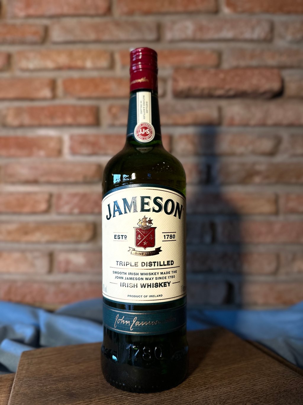 ვისკი "ჯონი ჯეიმსონი" -ჭიქა / Jameson glass