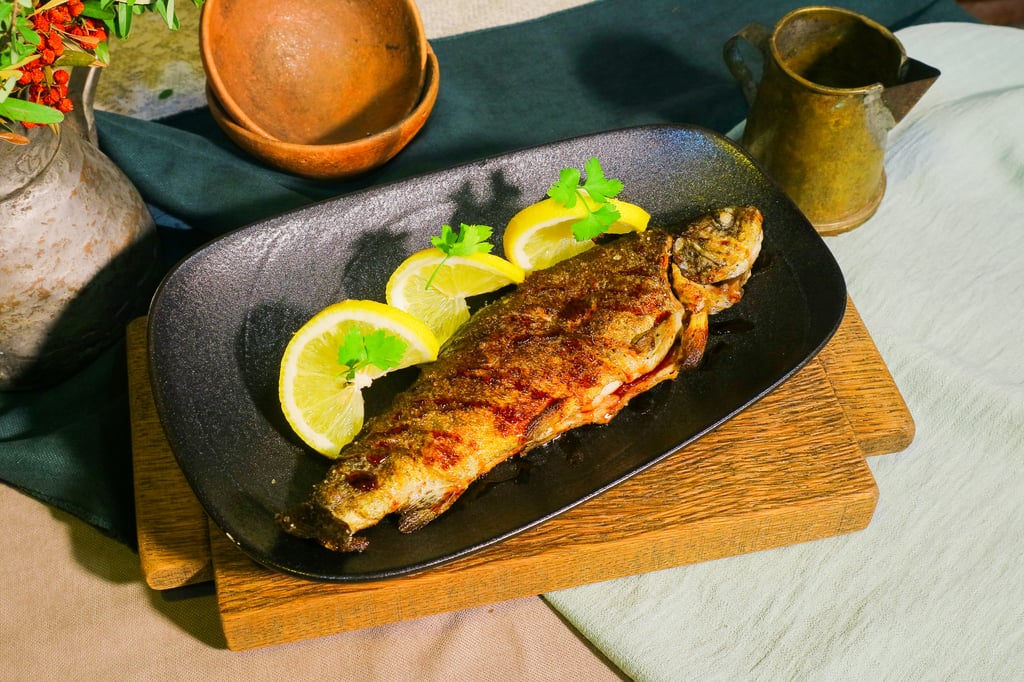 კალმახი ბროწეულის მაშარაფით / Pan Fried Trout with Pomegranate Sauce