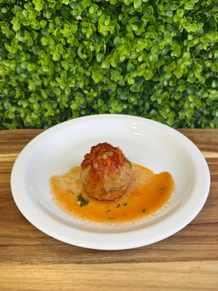 Свинний мітбол у томатному соусі