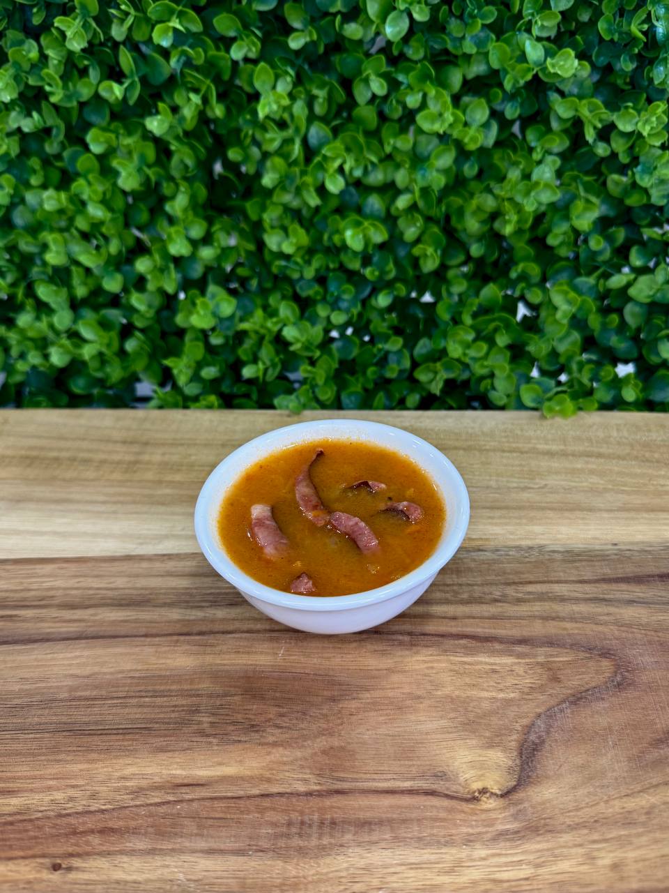 Підлива з ковбаскою