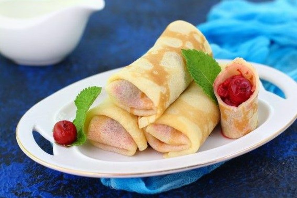 Млинці з вишнями