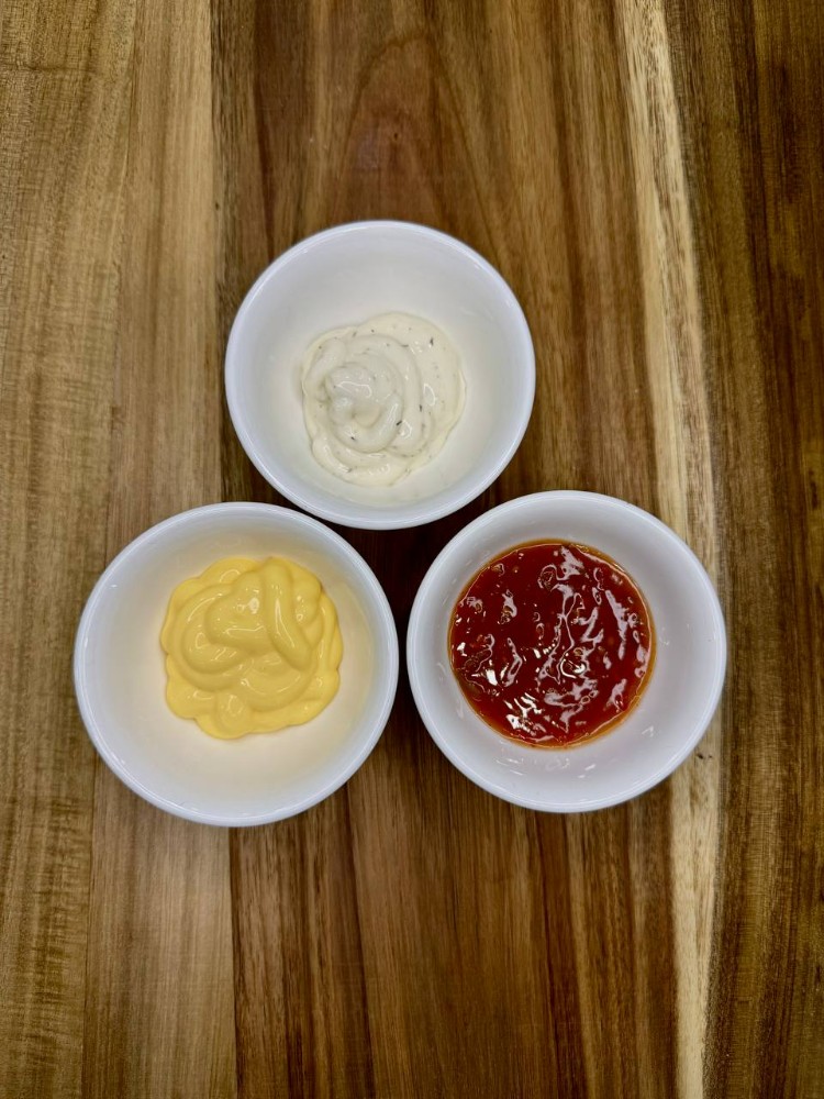 Соуси в асортименті