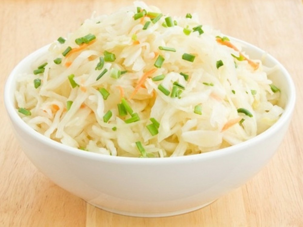 Салат з квашеної капусти
