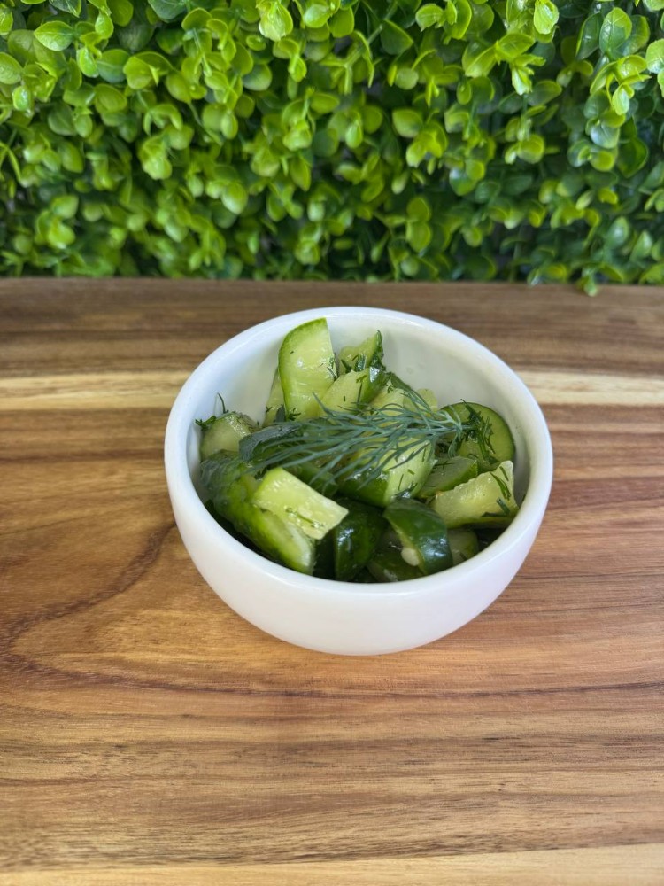 Салат огірки літні