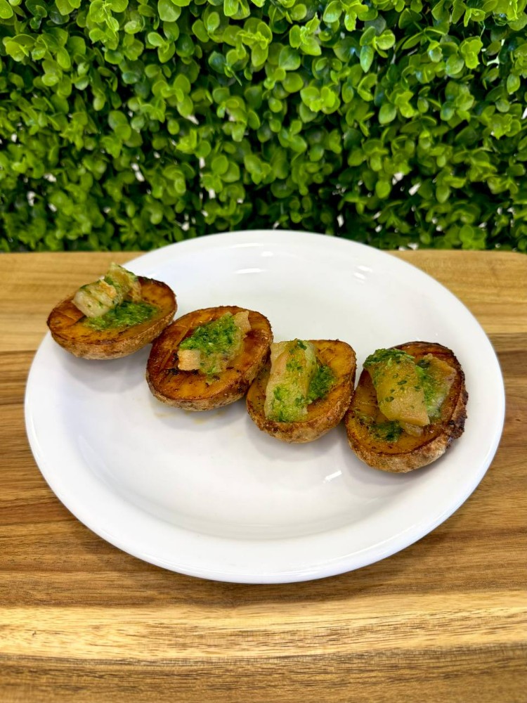 Запечена картопля з салом